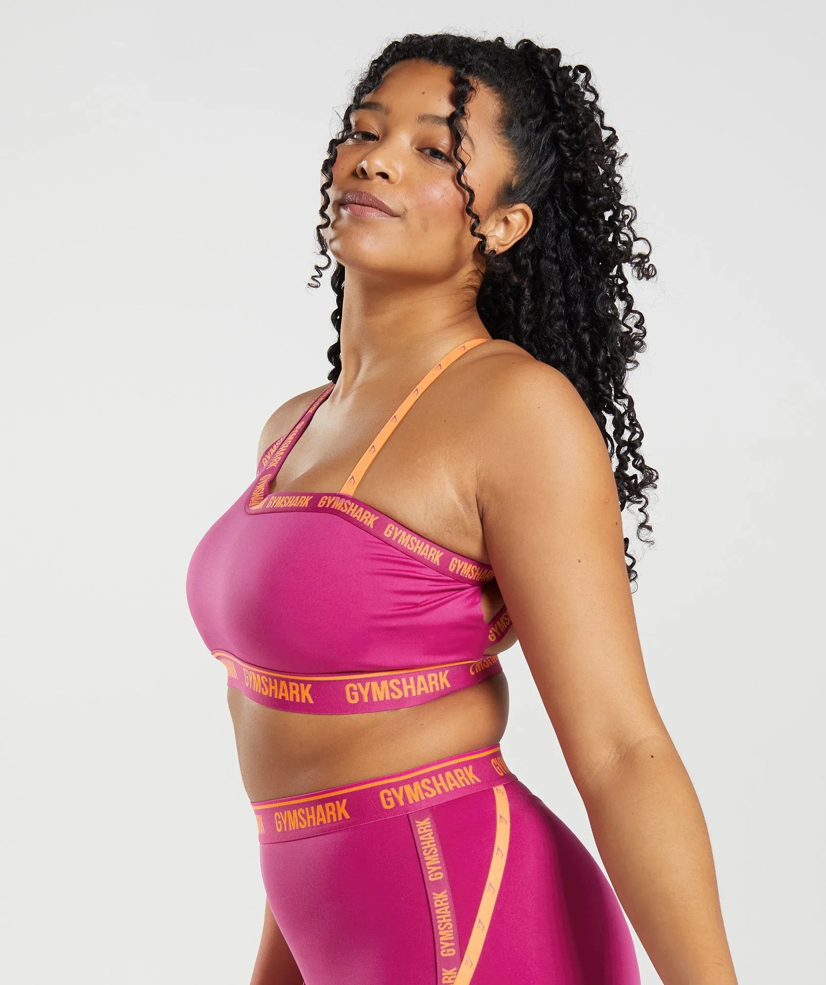 Gymshark Strike Sports Bra - Dragon Pink/Horizon Orange